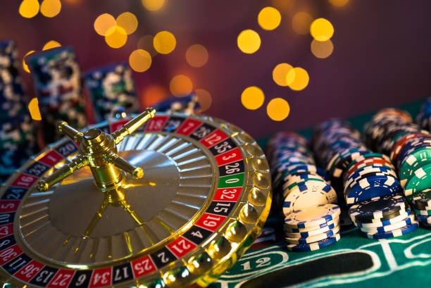 komandan jitu mobile site interface showing sportsbook and live dealer options